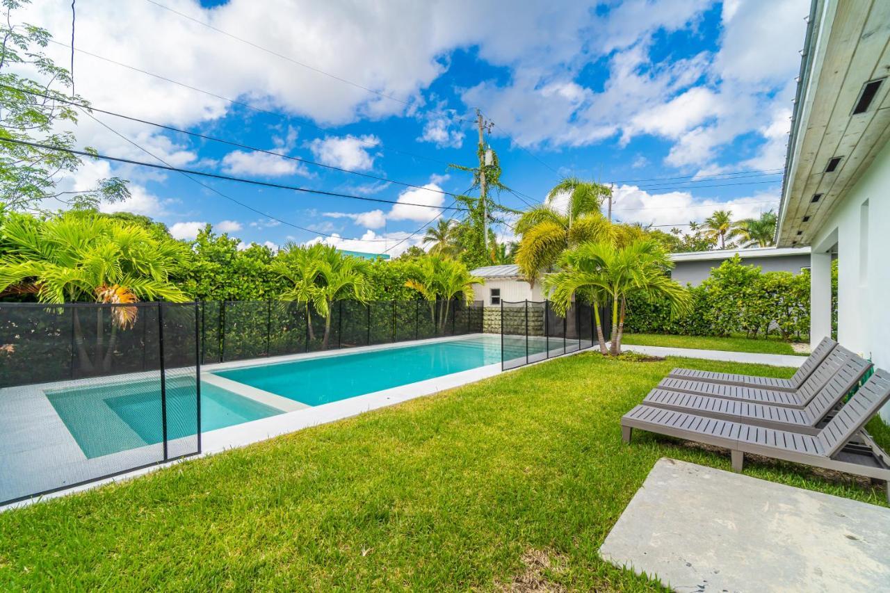 Luxury House 4 Beds Heated Pool W Jaccuzzi Apartment North Bay Village Exterior photo